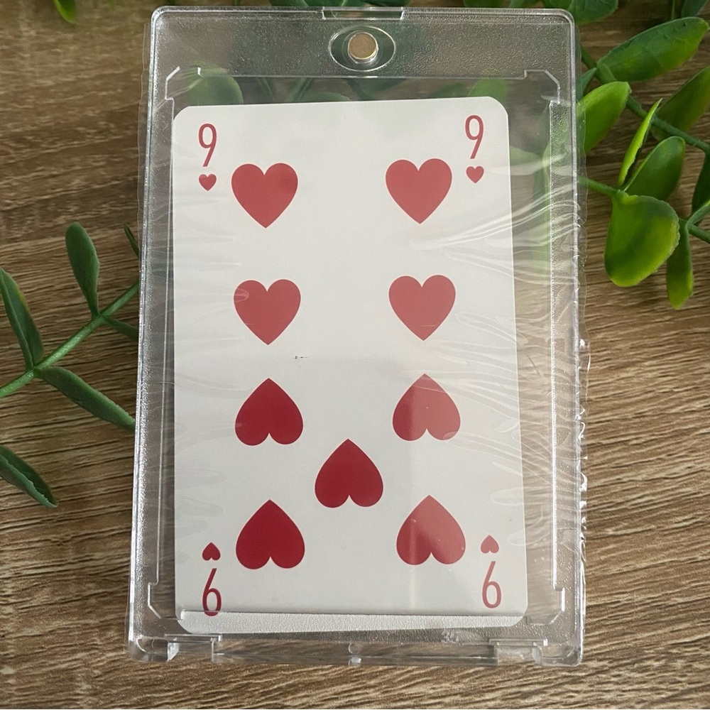 Louis Vuitton - Playing Card 9♥️ YELLOW - Picture 2 of 3